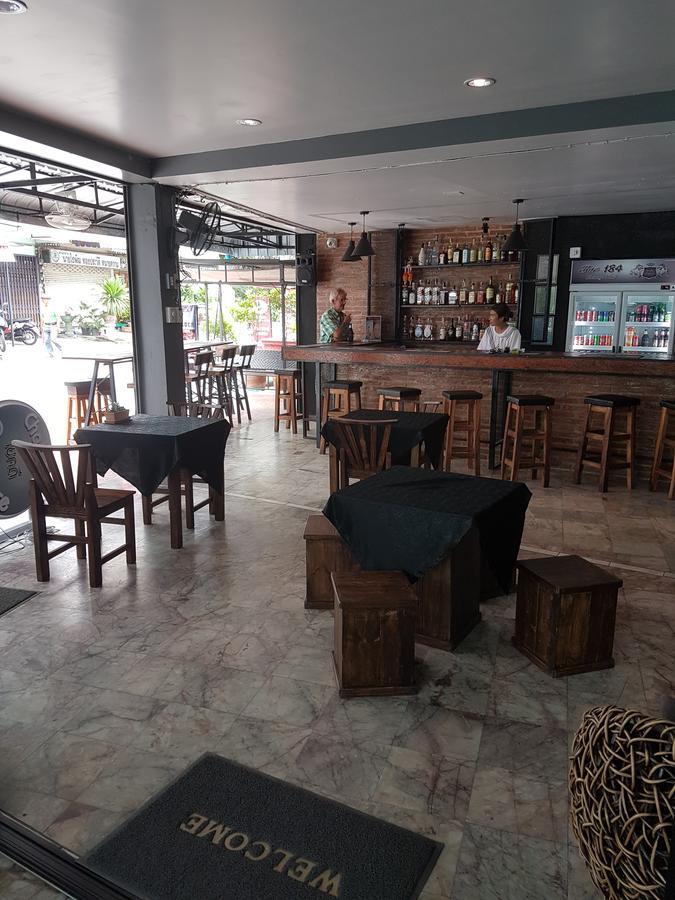 Bar 184 Party Hostel (Adults Only) Чіанграй Екстер'єр фото