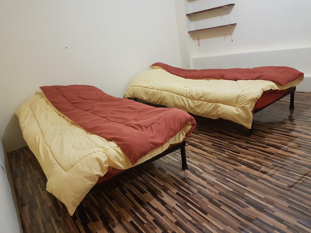 Bar 184 Party Hostel (Adults Only) Чіанграй Екстер'єр фото