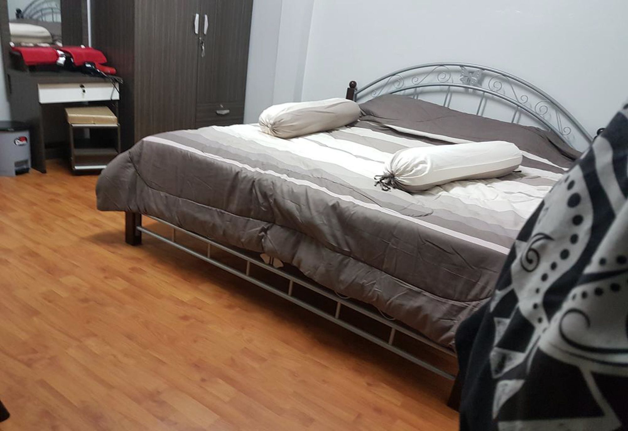 Bar 184 Party Hostel (Adults Only) Чіанграй Екстер'єр фото